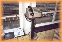 th_telephones.jpg 7.2K