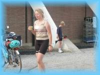 th_m200307200850188.jpg 6.6K