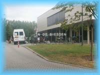 th_m200307220800388.jpg 6.4K