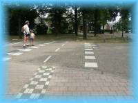 th_m2003072514280228.jpg 6.4K