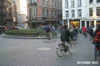 th_p0008387.jpg 7.8K